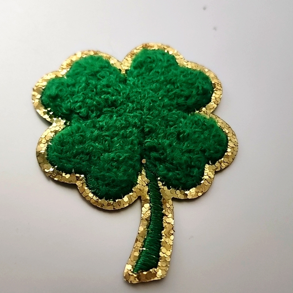 Embroidered 4 Leaf Clover iron On Patch Perfect  St Patrick' Gold Edging